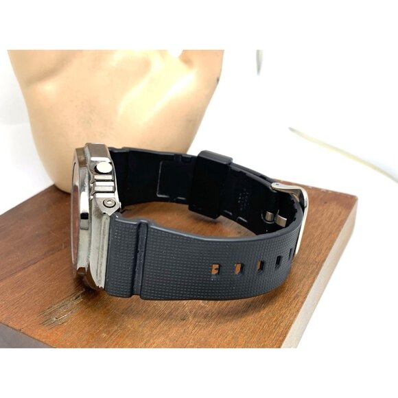 Casio G-Shock Men's Watch GM2100B Quartz Red Dial Black 44mm Analog Digital 5611 - Picture 9 of 14